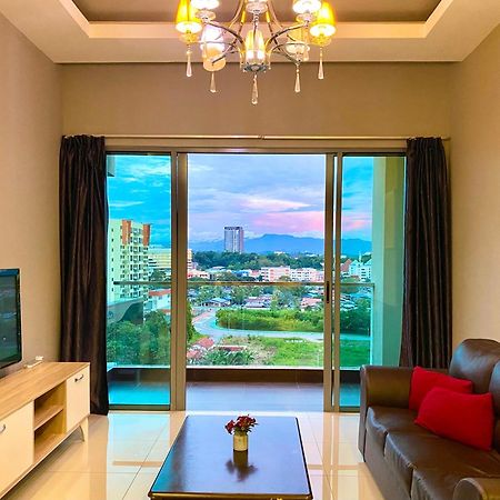 Capital O 90987 The Loft Residences Homestay @ Imago Shopping Mall 2 Kampong Sembulan Bagian luar foto