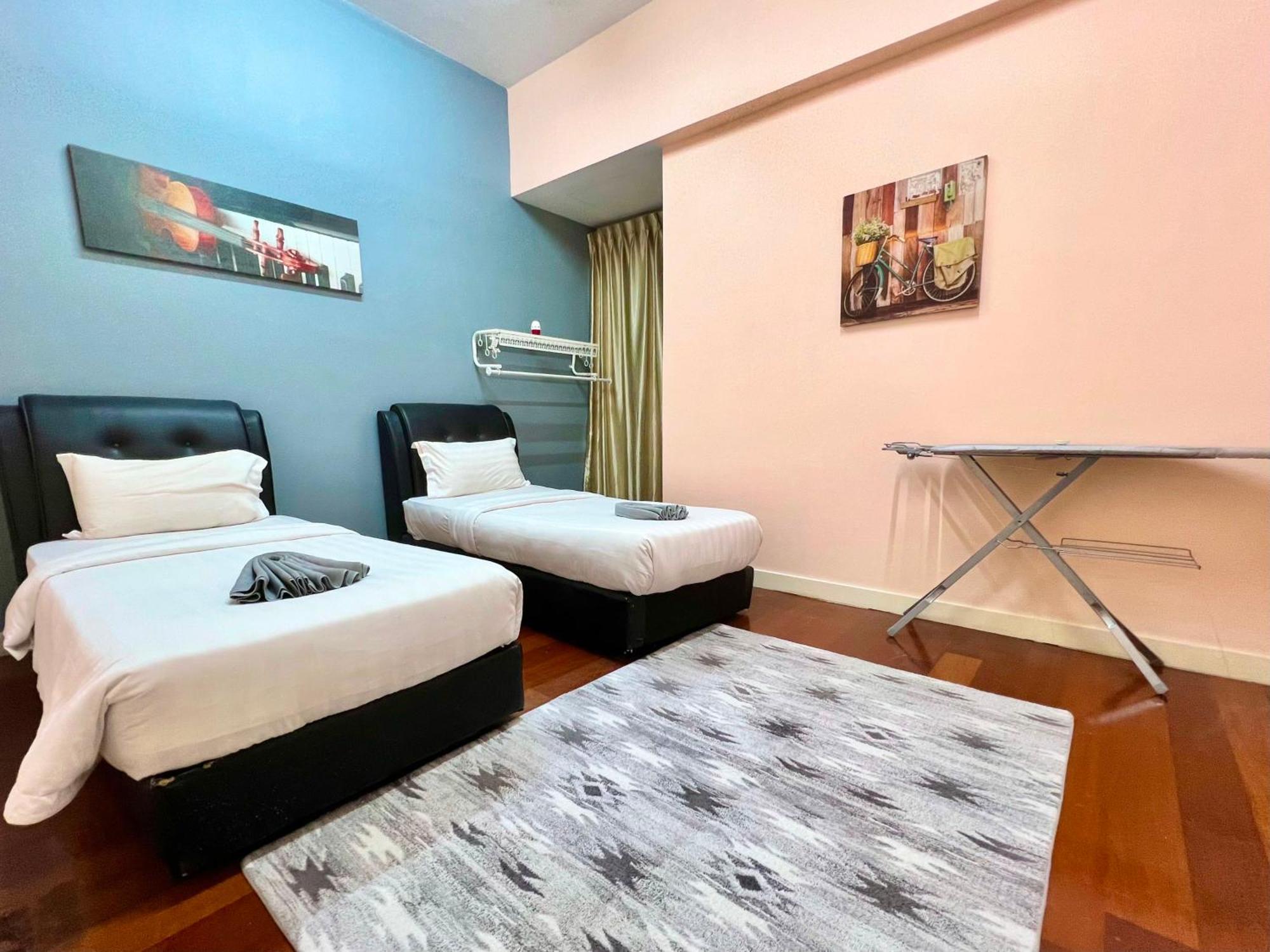 Capital O 90987 The Loft Residences Homestay @ Imago Shopping Mall 2 Kampong Sembulan Bagian luar foto
