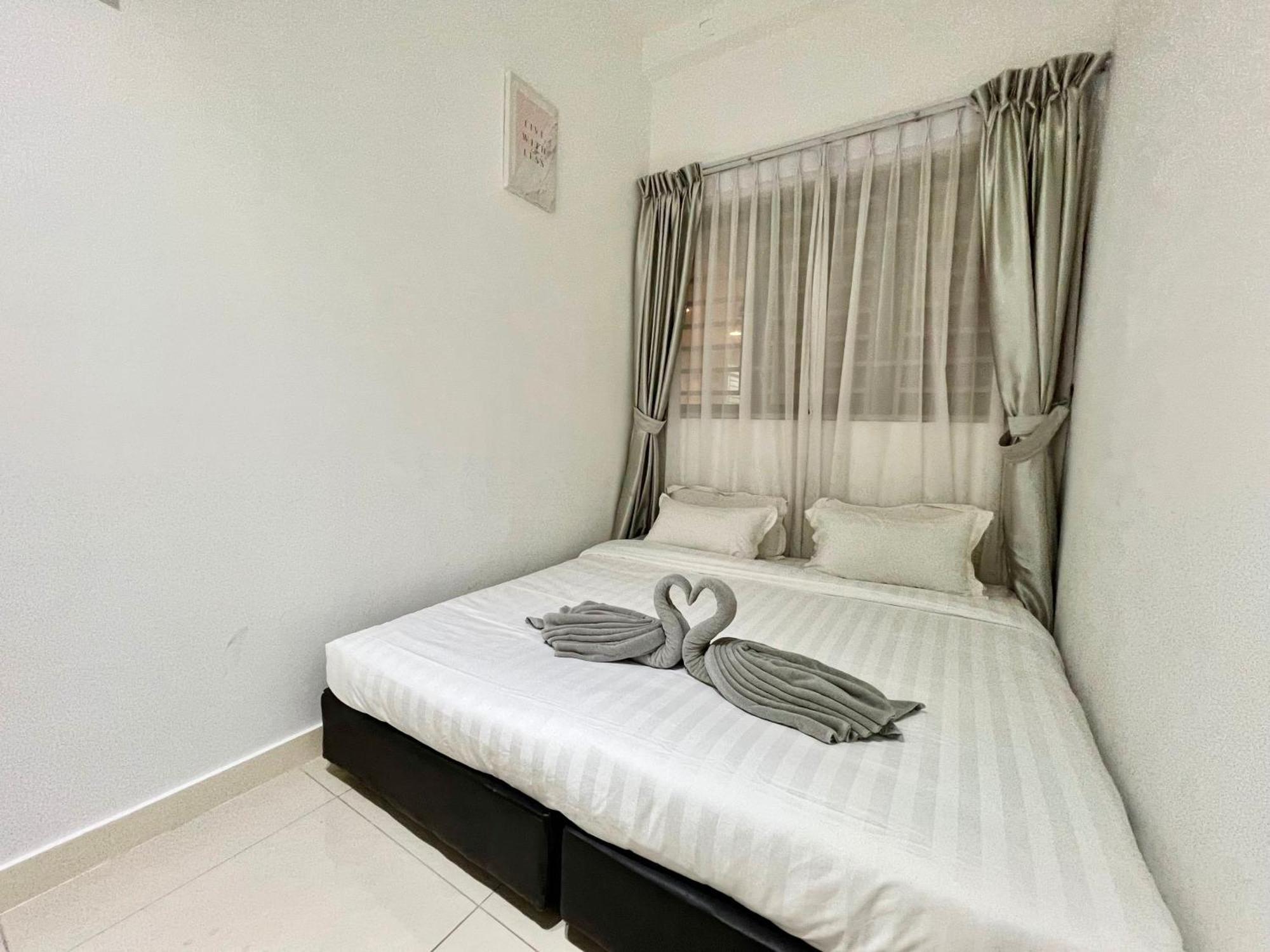 Capital O 90987 The Loft Residences Homestay @ Imago Shopping Mall 2 Kampong Sembulan Bagian luar foto