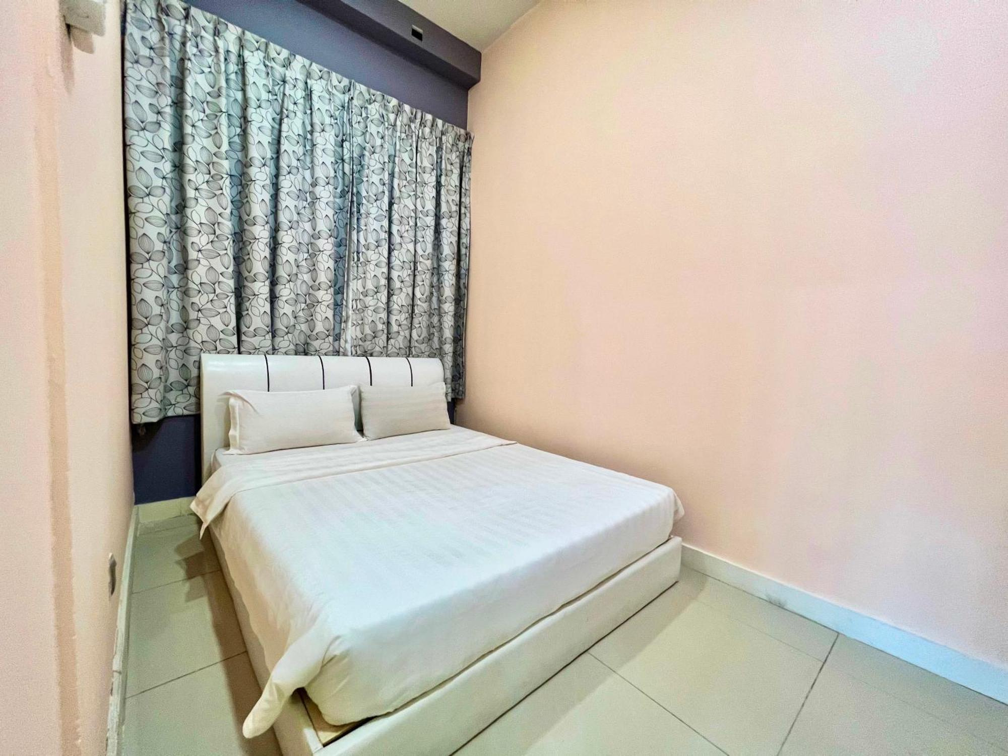 Capital O 90987 The Loft Residences Homestay @ Imago Shopping Mall 2 Kampong Sembulan Bagian luar foto