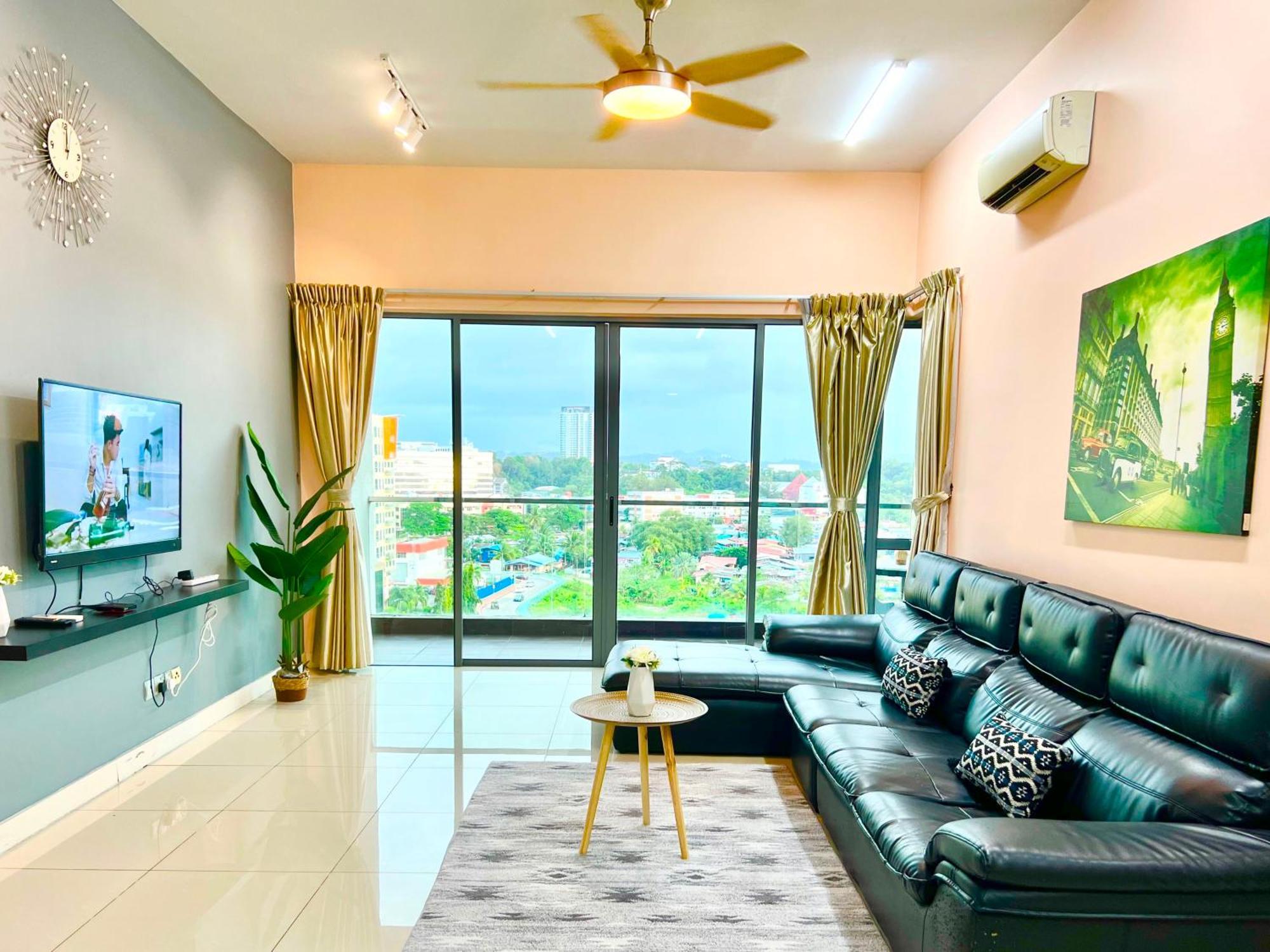 Capital O 90987 The Loft Residences Homestay @ Imago Shopping Mall 2 Kampong Sembulan Bagian luar foto